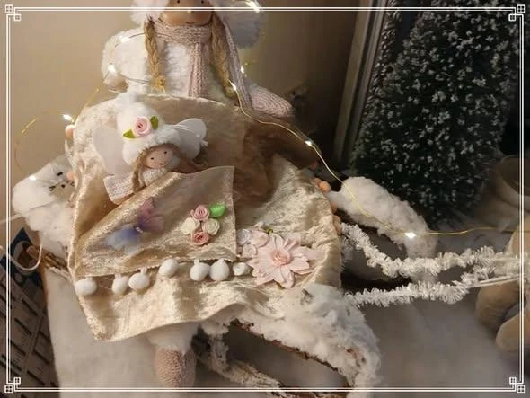 Puck on her sleigh with reindeer – photo 3